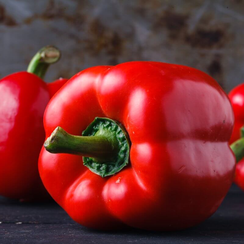 bio-papryka-slodka-robertina-na-blacie.jpg