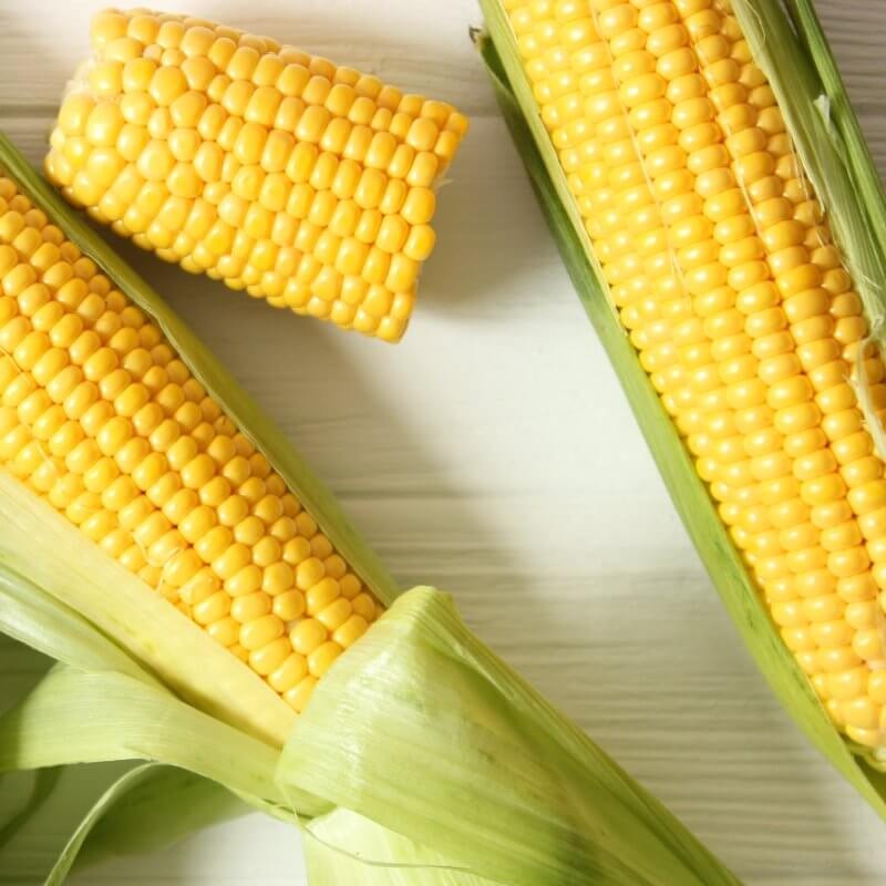bio-kukurydza-cukrowa-golden-bantam-na-blacie.jpg