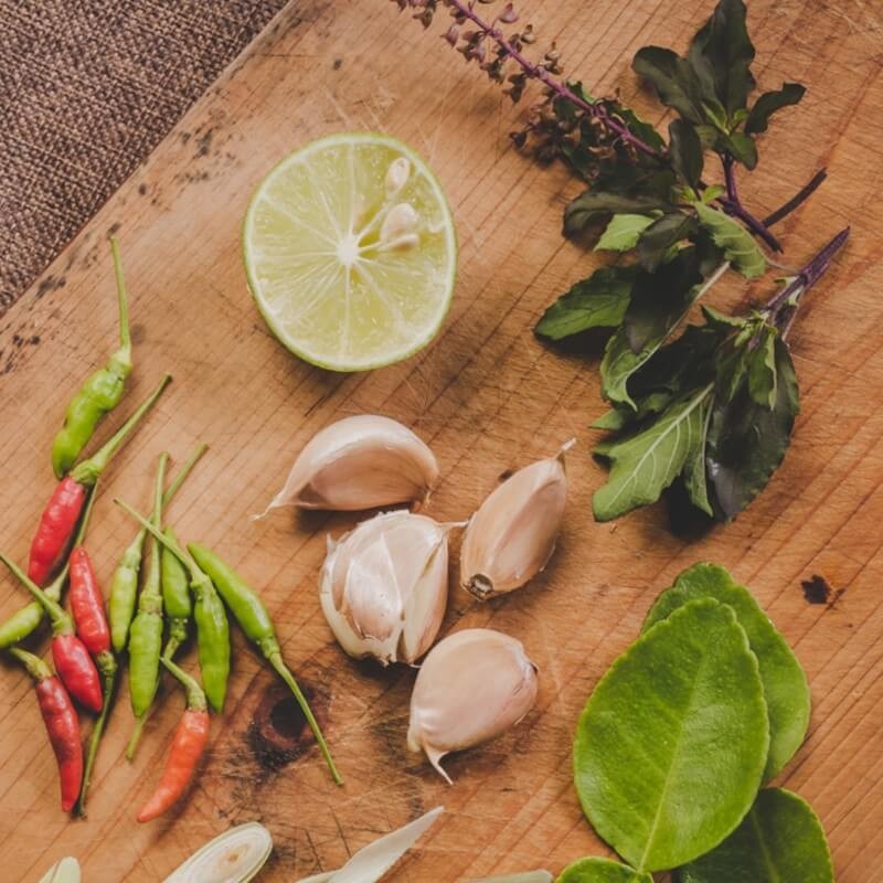 Bazylia właściwa tajska Siam Queen (Ocimum basilicum) nasiona 1g LUX (2).jpg