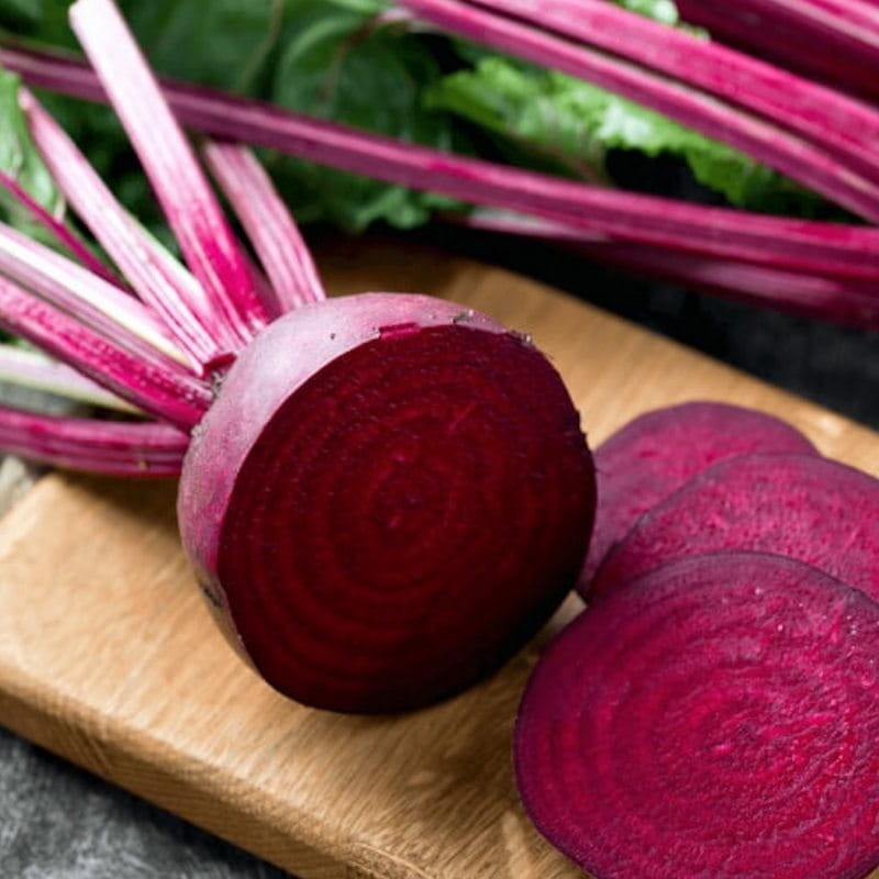 Burak ćwikłowy Czerwona Kula 2 nasiona (2).jpg