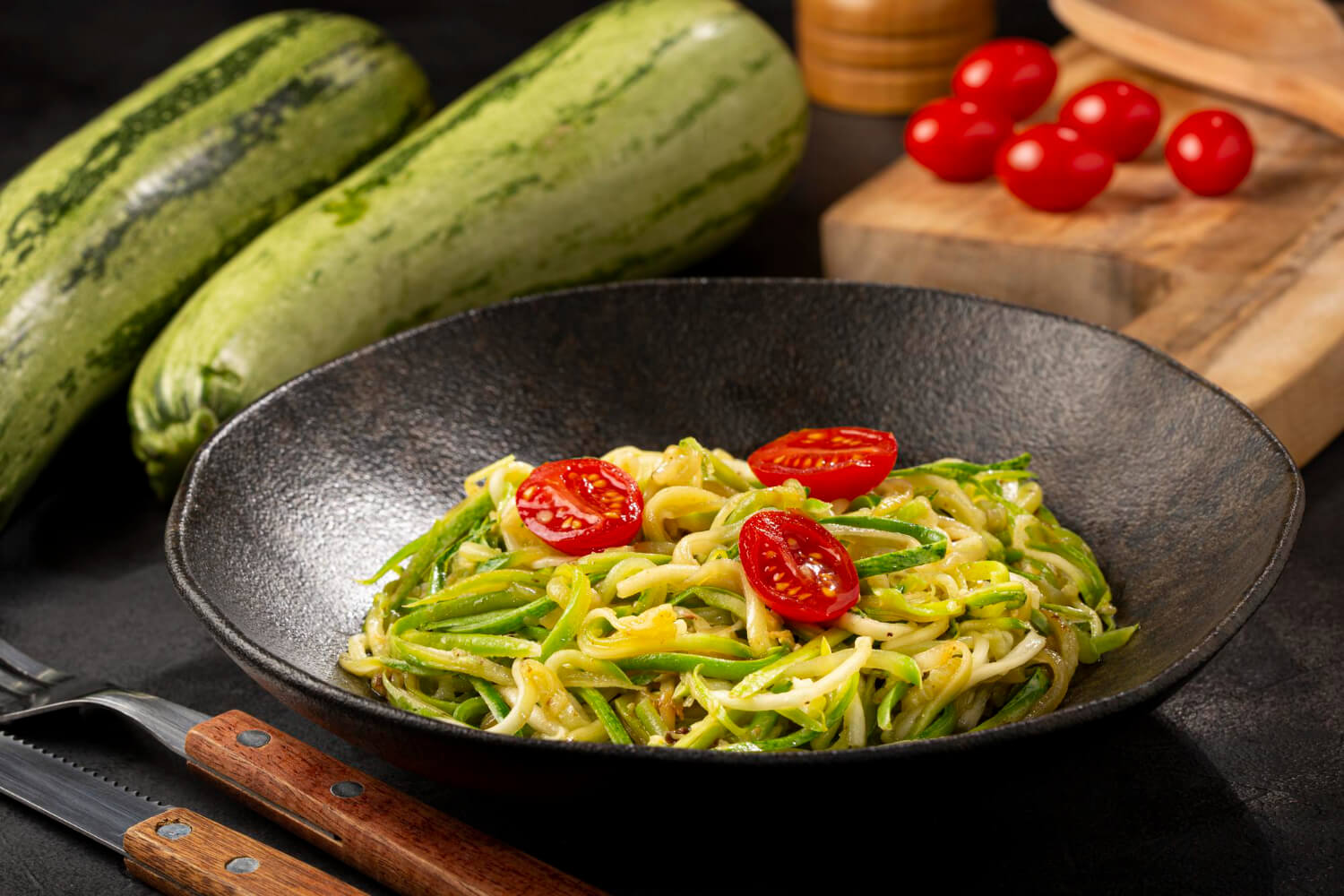 Zdrowy makaron z cukinii wegańskie danie